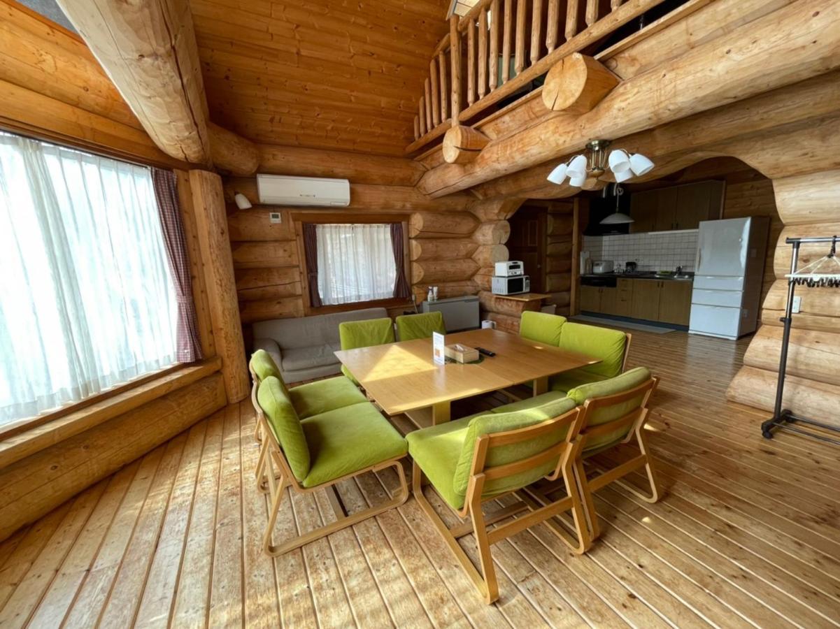 Hakuba Canadian Lodge Eksteriør bilde